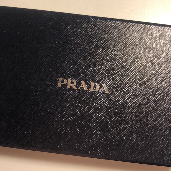 Prada clutch wallet with chain - Picture 11 of 11
